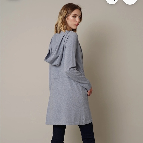 Cyrus open hoodie cardigan tan color in size Medium - Picture 3 of 8